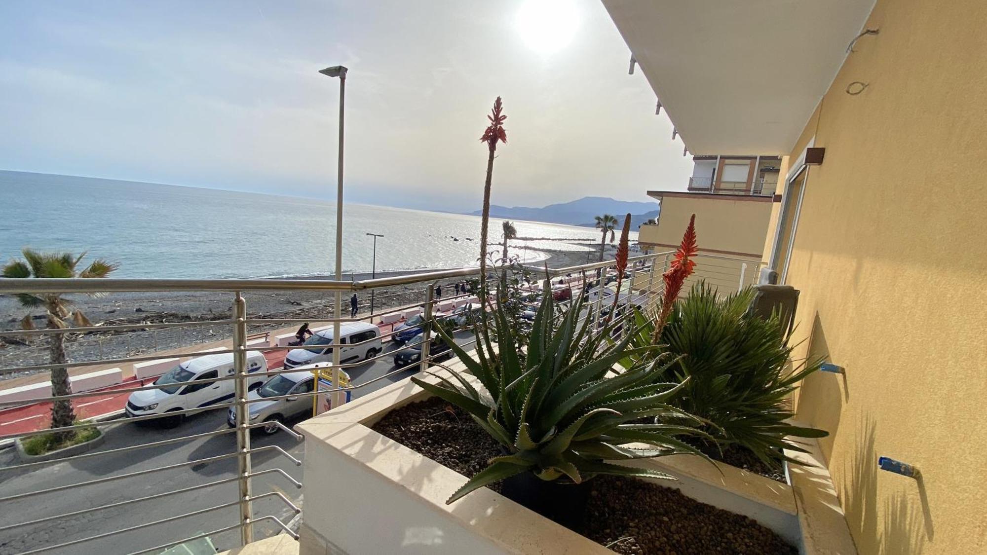 Mare Blu Apartment Ventimiglia Exterior photo