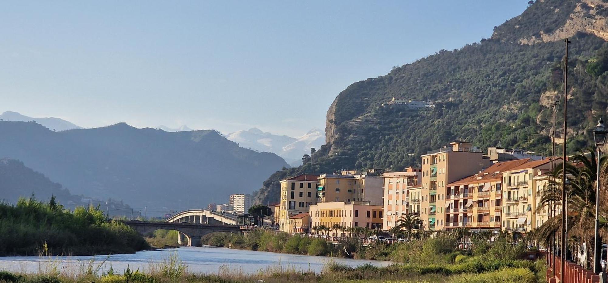 Mare Blu Apartment Ventimiglia Exterior photo